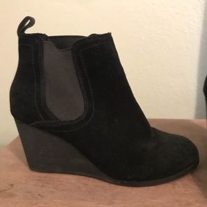 Lucky Brand Black wedged bootie